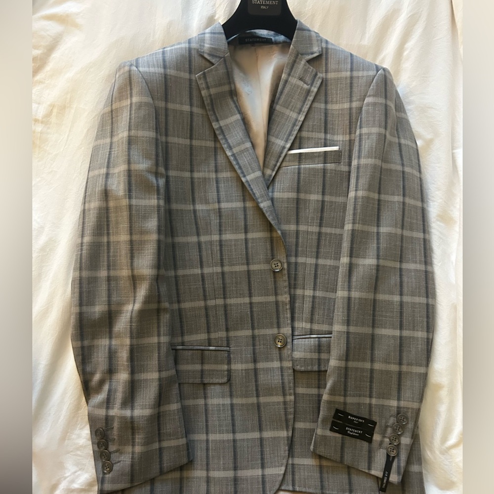 Statement Tuxedo Jacket - Picture 8 of 9
